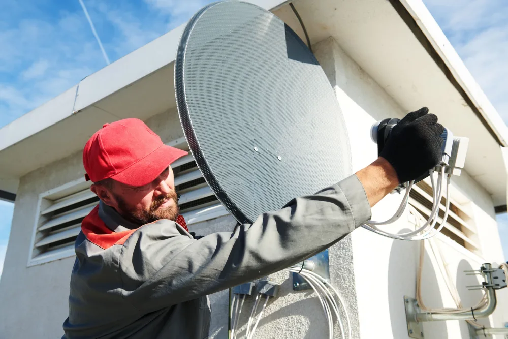 Montage und Ausrichtung einer Sat-Anlage